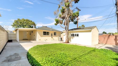 828 Willow Dr, Brea CA 92821-5050 exterior