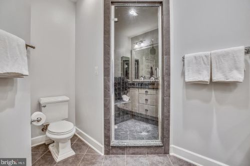 12458 Ansin Circle Dr, Rockville MD  20854-6900 exterior