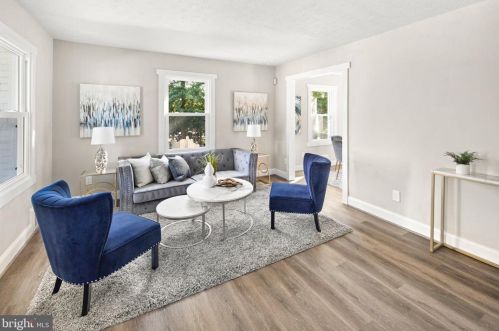 6106 Kings Hwy, Alexandria VA 22303-2416 exterior