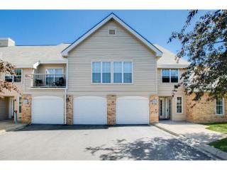 5998 Chasewood Pkwy, Hopkins, MN 55343-4367