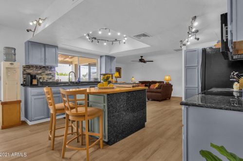 8622 40 Dr, Phoenix AZ 85019-1206 exterior