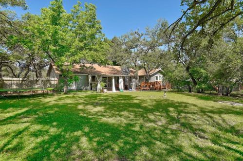 13201 Broadmeade Ave, Austin TX 78729-2815 exterior