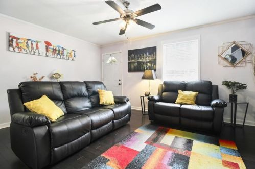 1385 Kenilworth Dr, Atlanta GA 30310-3941 exterior