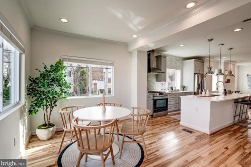 401 Delafield Pl, Washington DC  20011-6112 exterior