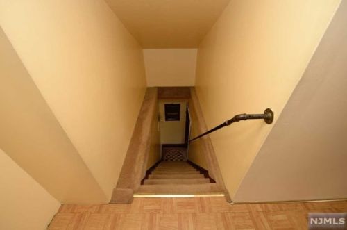 177 Dundee Ave, Paterson NJ 07503-1018 exterior