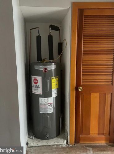 5657 Loretto Ave, Philadelphia PA 19149-3212 exterior