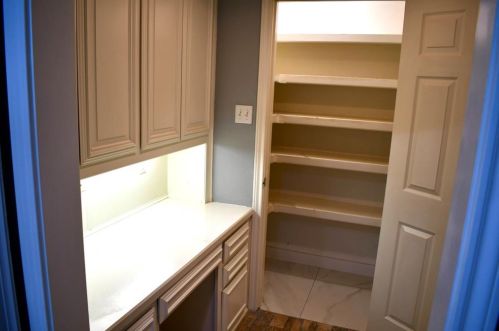 908 Mccoy Dr, Irving TX  75062-8003 exterior