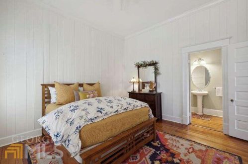 335 9 St, Atlanta GA 30309-4209 exterior