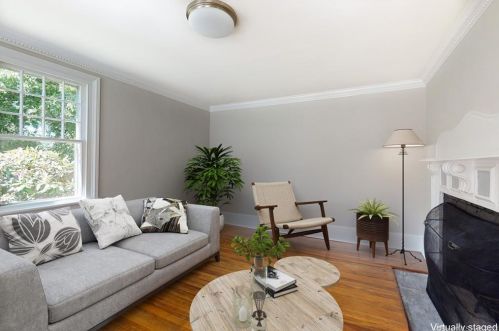 49 Kings Hwy, Westport CT  06880-4711 exterior