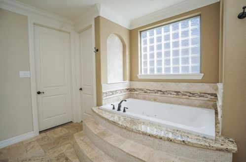 4219 Wentworth Dr, Fulshear TX 77441-4227 exterior