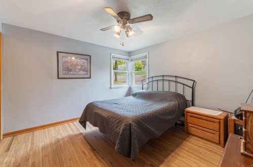 1536 Fern Ave, Duluth MN 55805-1133 exterior