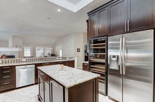 6408 Convict Hill Rd, Austin TX 78749-2348 exterior