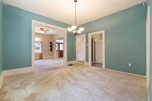 663 Frst Ave, Pittsburgh PA 15202-2925 exterior