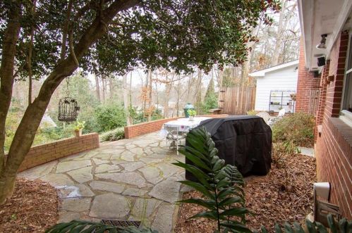 6688 Brandon Ml Rd, Atlanta GA 30328-2031 exterior