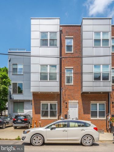 129 Allen St, Philadelphia PA  19125-4101 exterior