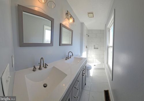 3142 Fairland Rd, Silver Spring MD 20904-1409 exterior