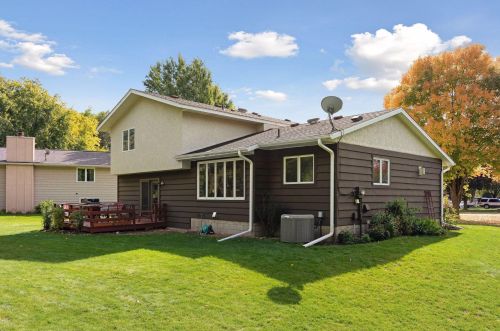 1975 Betty Jane Ct, Saint Paul MN 55109 exterior