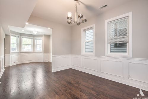 8722 Buffalo Ave, Chicago IL  60617-3307 exterior