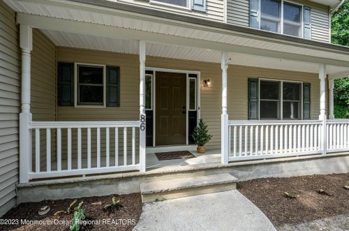 86 Serpentine Dr, Berkeley Township NJ  08721-3051 exterior