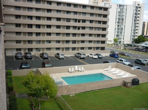 3121 Ala Ilima St, Honolulu HI  96818-3046 exterior