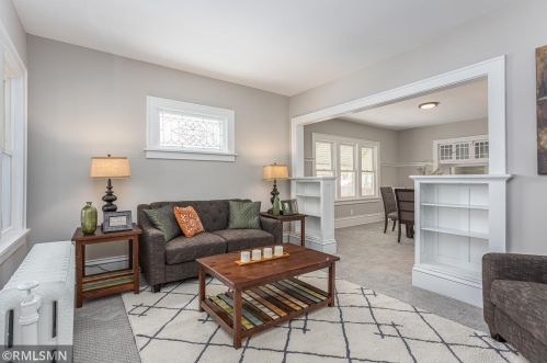 1001 3 St, Saint Paul MN 55112-7300 exterior