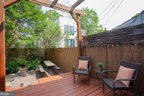 439 Luray Pl, Washington DC exterior