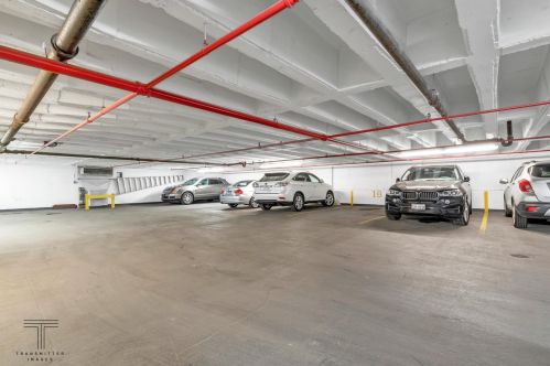 30 Division St, Chicago IL 60610-2366 exterior