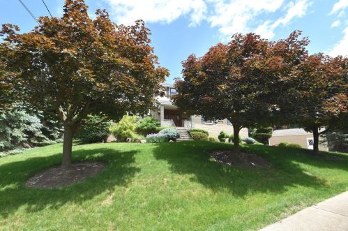 3815 Lawnview Ave, Pittsburgh, PA 15227-3207