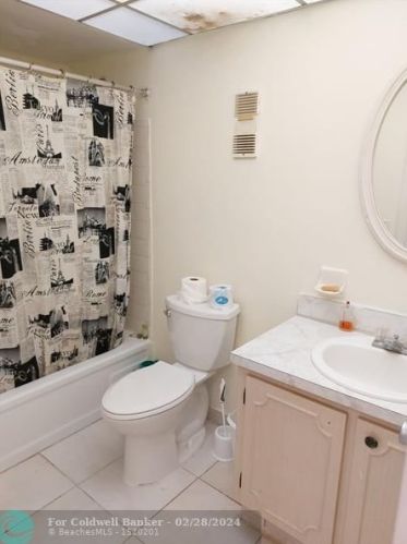 450 20th St, Boca Raton FL  33431-8160 exterior