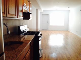 937 Broadway, Brooklyn NY  11206-5918 exterior