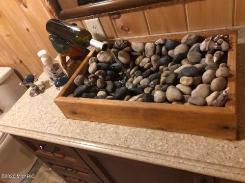 19042 Brandywine Dr, Gobles MI 49055-8691 exterior