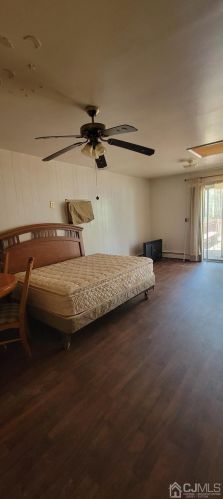 48 Oak St, Old Bridge NJ 08857-1545 exterior