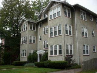 34 Meadow Rd, Woonsocket RI  02895-1946 exterior