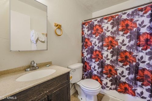 1110 10 St, Phoenix AZ 85086-7425 exterior