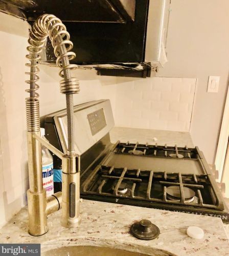 6442 Limekiln Pike, Philadelphia PA 19138-3103 exterior