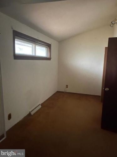 106 Cherokee Dr, Browns Mills NJ  08015-6251 exterior