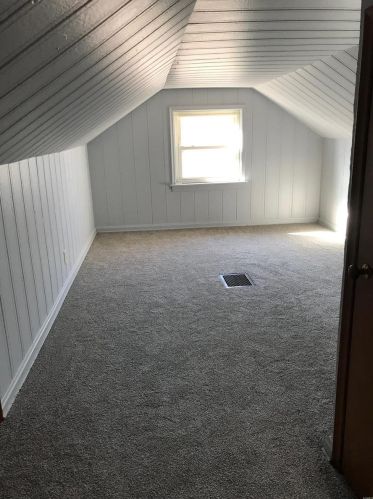 8910 New Hampshire Ave, Saint Louis MO 63123-1537 exterior