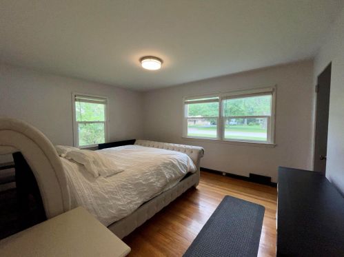 3129 Fleetwood Dr, Kalamazoo MI  49024-5606 exterior