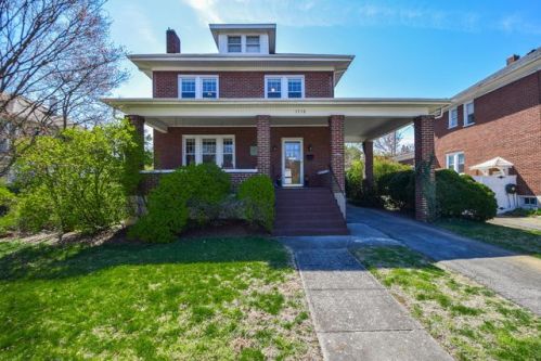 1718 Maiden Ln, Roanoke, VA 24015-2414