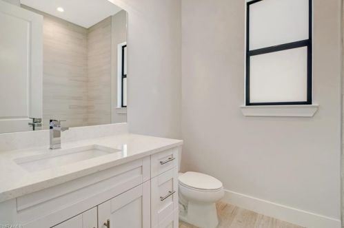 883 2 St, Naples FL 34113-9376 exterior