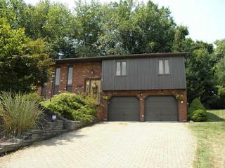 319 Cedar Dr, Pittsburgh, PA 15237-2276
