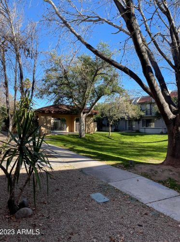 18239 40th St, Phoenix AZ 85032-1447 exterior