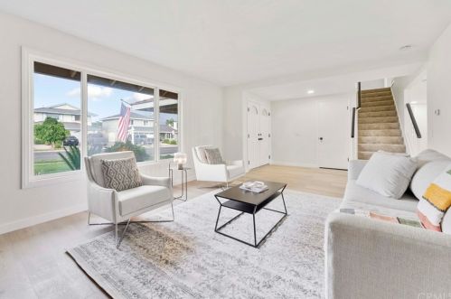 1742 Lance Dr, Tustin CA  92780-5233 exterior