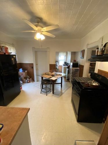 38 Chase Ave, Springfield MA 01108-1601 exterior