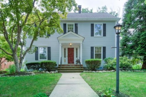 36 Clarendon Ct, Metuchen NJ  08840-1505 exterior