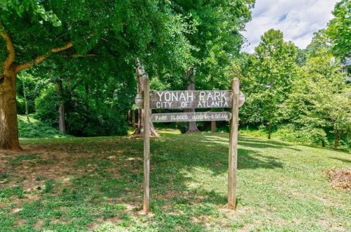 175 15th St, Atlanta GA  30318-7803 exterior