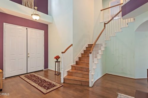 2412 Larkhaven Ln, Oxnard CA 93036-6248 exterior