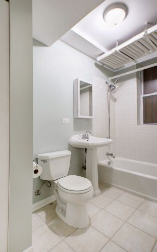 3701 Cullom Ave, Chicago IL  60618-2029 exterior