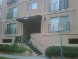 10937 Wilkins Ave, Los Angeles CA  90024-5464 exterior