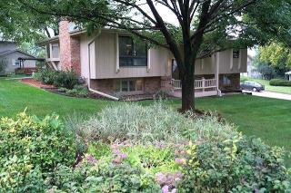 6510 Cypress Dr, Omaha, NE 68137-4227